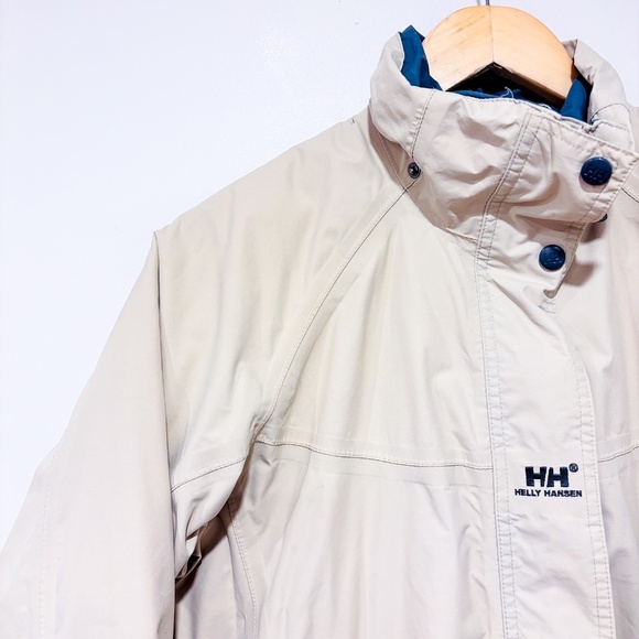 HELLY HANSEN – Beige waterproof jacket | Lightweight outdoor coat | Small * - Picture 3 of 11